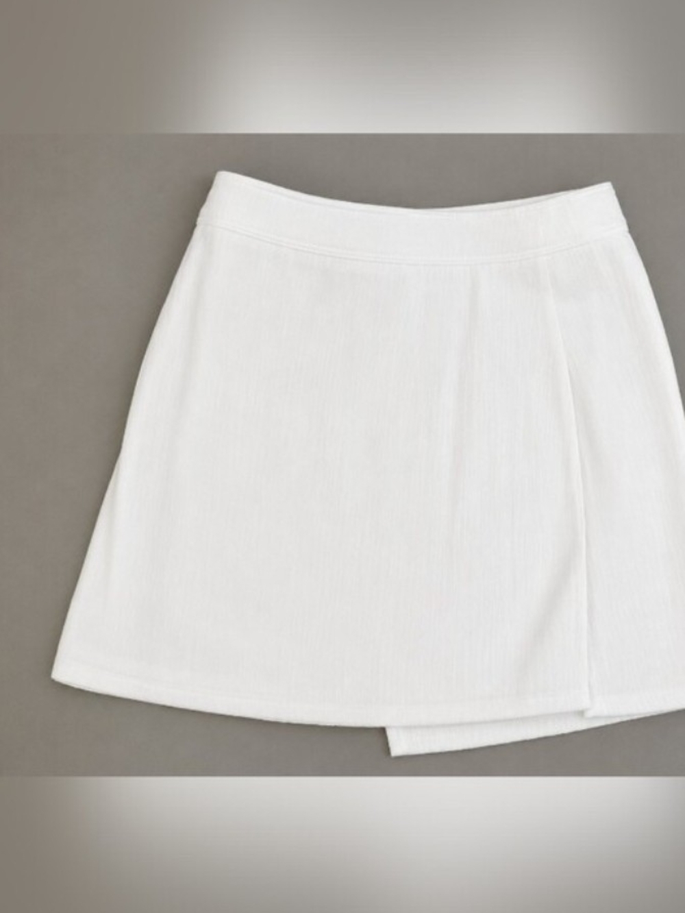 Tavik White Wrap Mini High Waisted Asymmetrical Skirt Coquette Clean Girl Size L